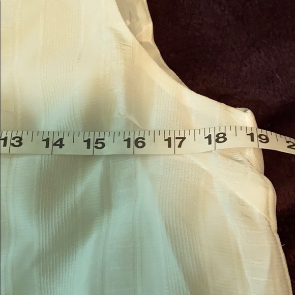 Be.You.tiful flowy white sleeveless blouse sz L - Picture 7 of 8